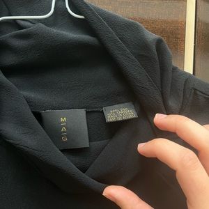 Black Silk MAG sleeveless blouse Size small